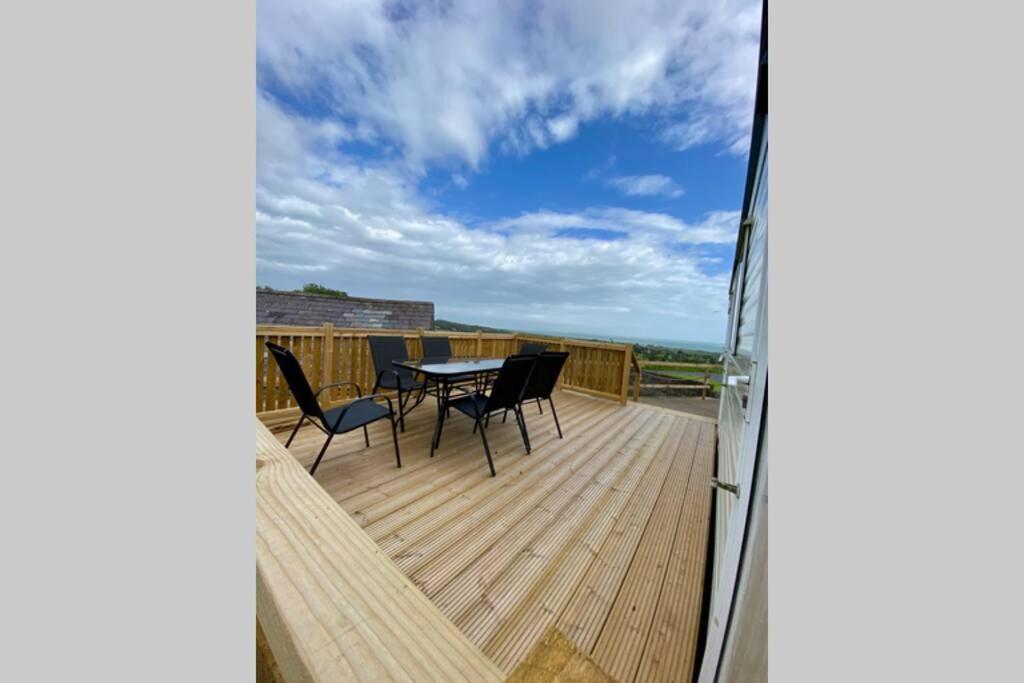 Snowdon Bay - North Wales - Stunning Llyn Peninsula Mountain & Ocean Views - Wilde Retreats Villa พุชเฮลี ภายนอก รูปภาพ