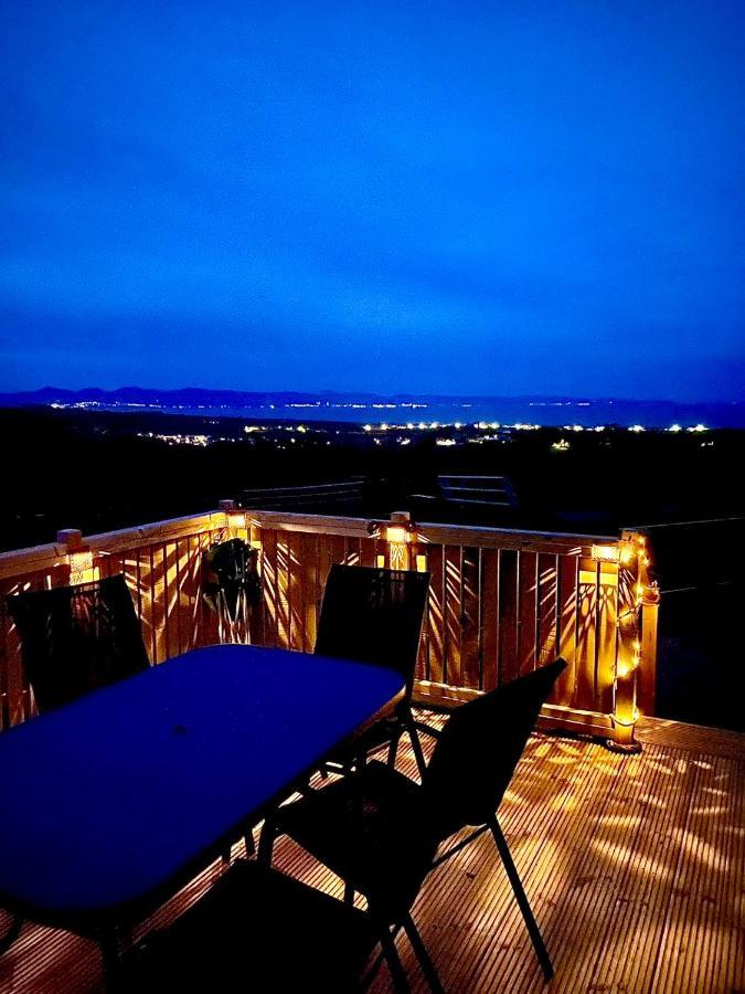 Snowdon Bay - North Wales - Stunning Llyn Peninsula Mountain & Ocean Views - Wilde Retreats Villa พุชเฮลี ภายนอก รูปภาพ
