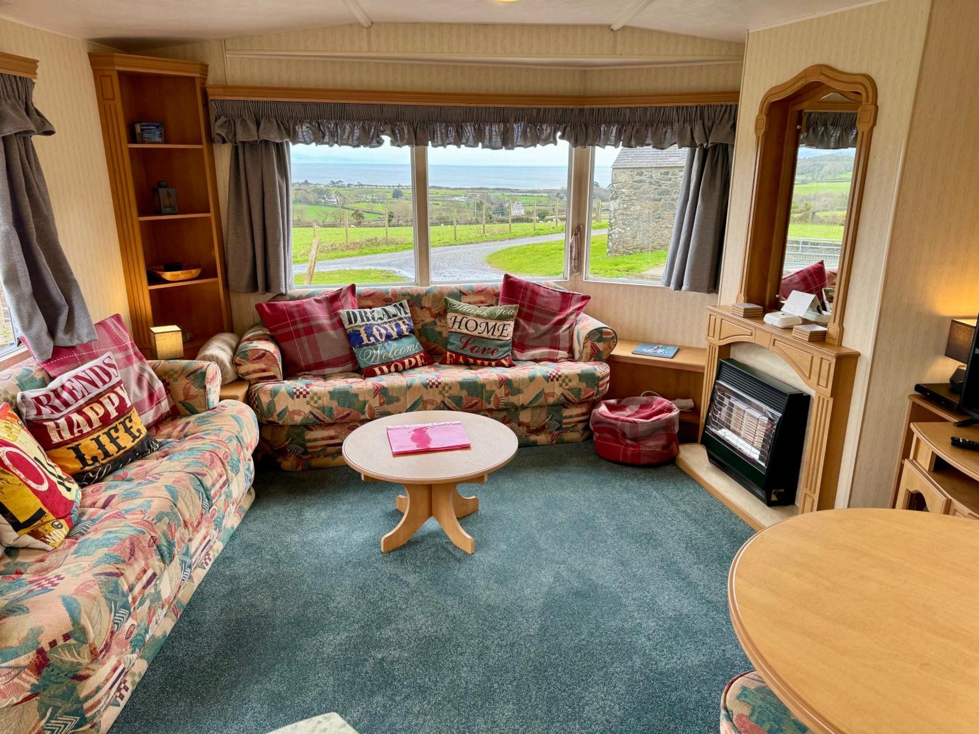 Snowdon Bay - North Wales - Stunning Llyn Peninsula Mountain & Ocean Views - Wilde Retreats Villa พุชเฮลี ภายนอก รูปภาพ