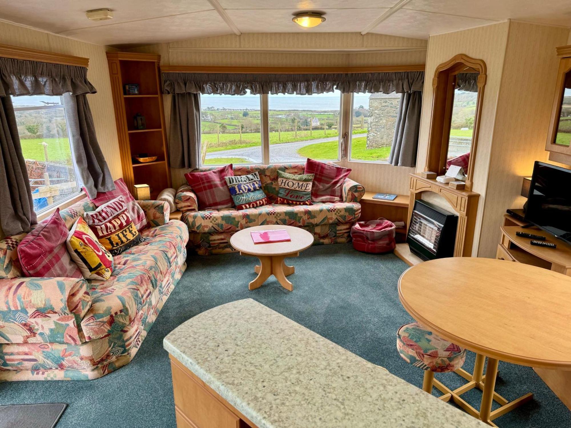 Snowdon Bay - North Wales - Stunning Llyn Peninsula Mountain & Ocean Views - Wilde Retreats Villa พุชเฮลี ภายนอก รูปภาพ